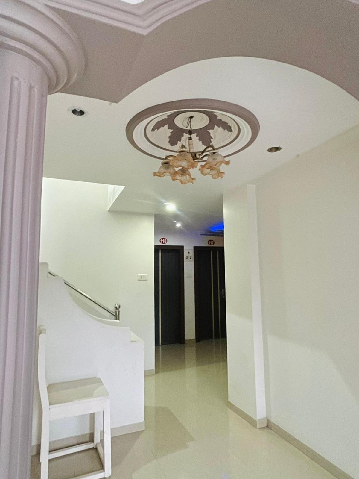 Hotel Rajdhani And Guest House Gujarat - Best Family Hotel In Halol Near Pavagadh And Halol Gidc Экстерьер фото